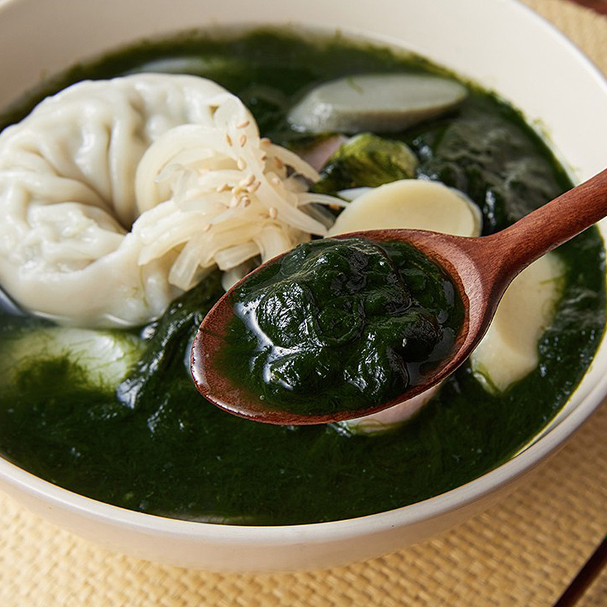 Maesaengi rice-cake soup