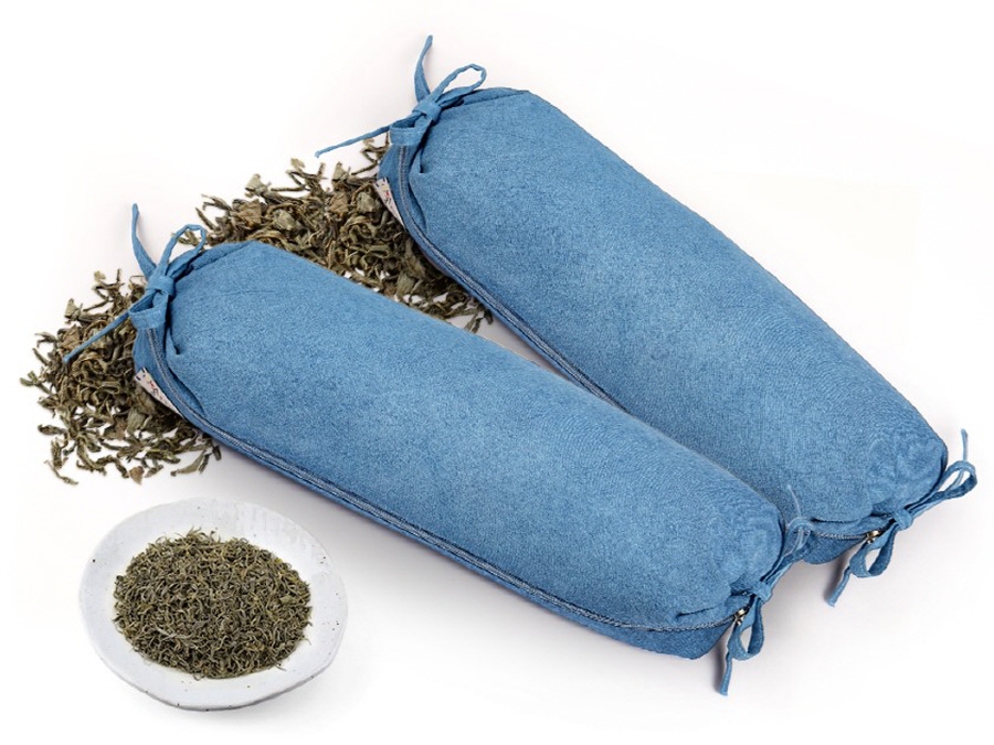 Green tea leaf pillow