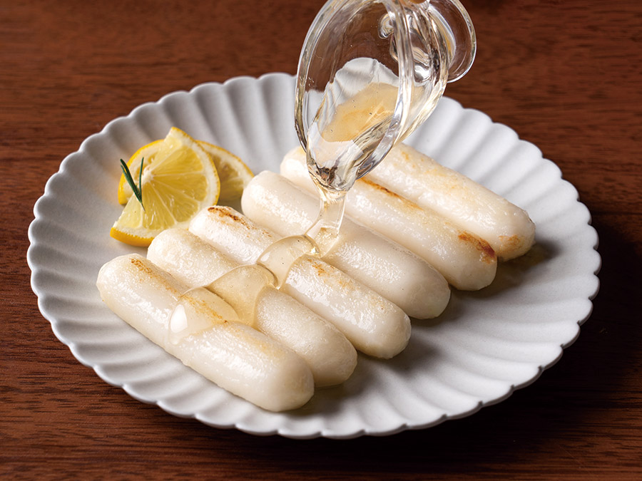 Hanyipjjolgit Mozzarella cheese rice cake