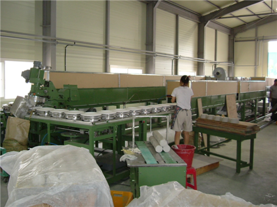 Full automatic hollow ware making plant